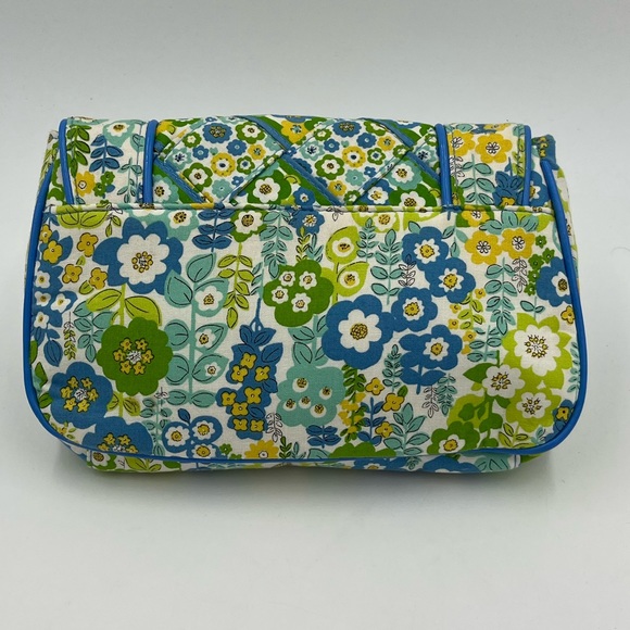 Vera Bradley Clutch - Picture 4 of 10